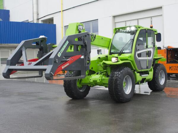 Merlo P72.10